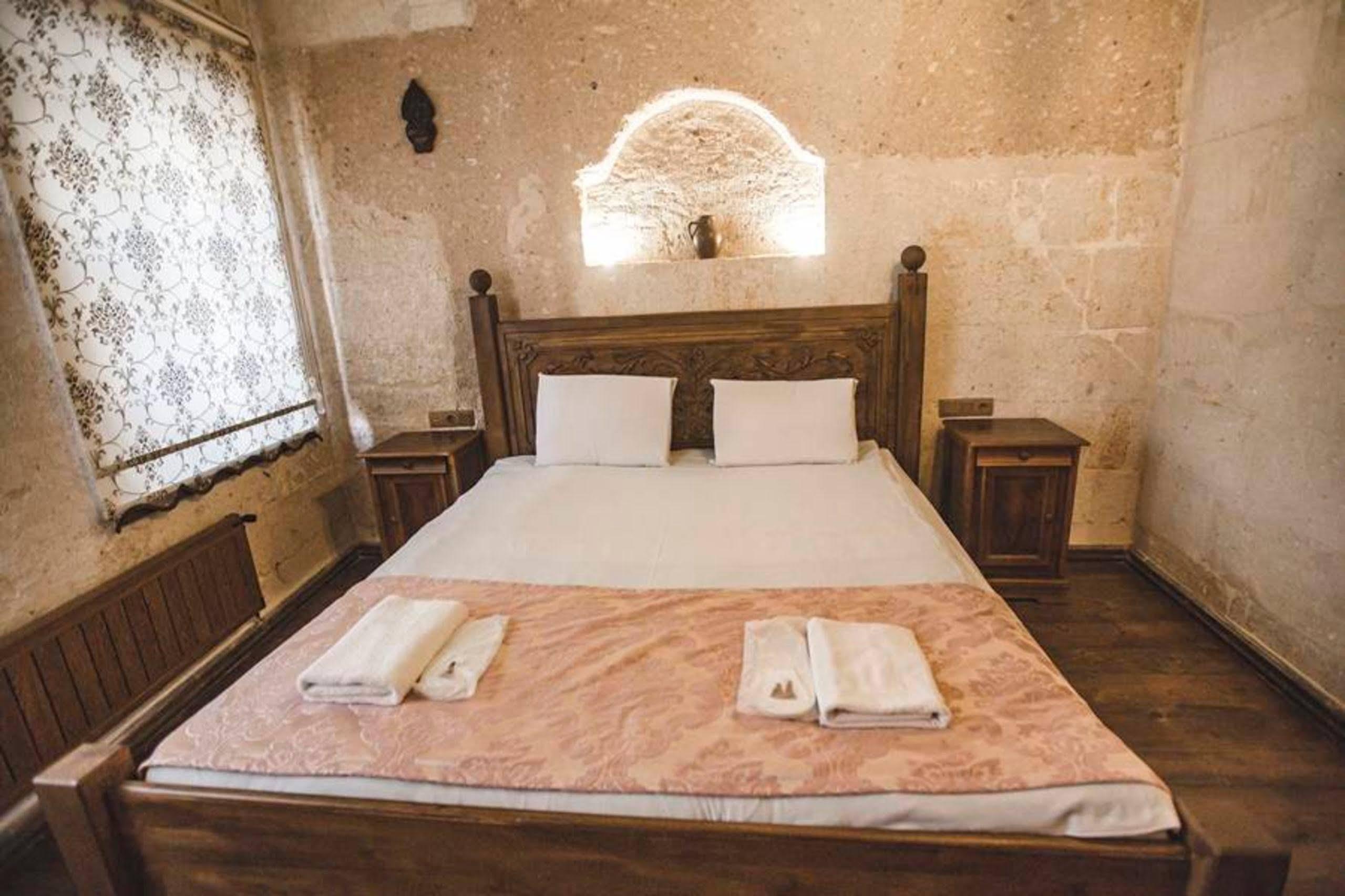 Kardesler Cave Hotel Урґюп Екстер'єр фото