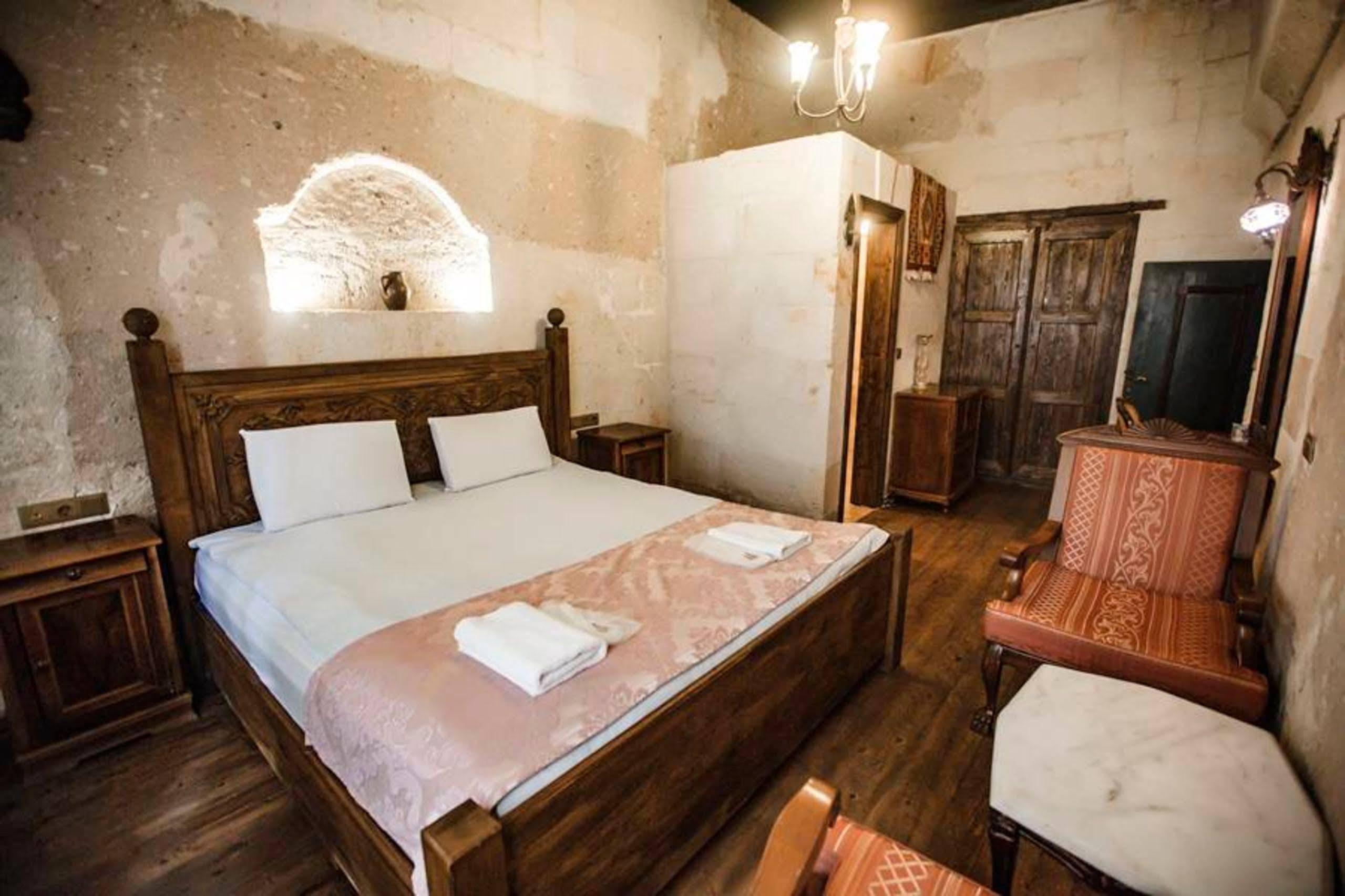 Kardesler Cave Hotel Урґюп Екстер'єр фото