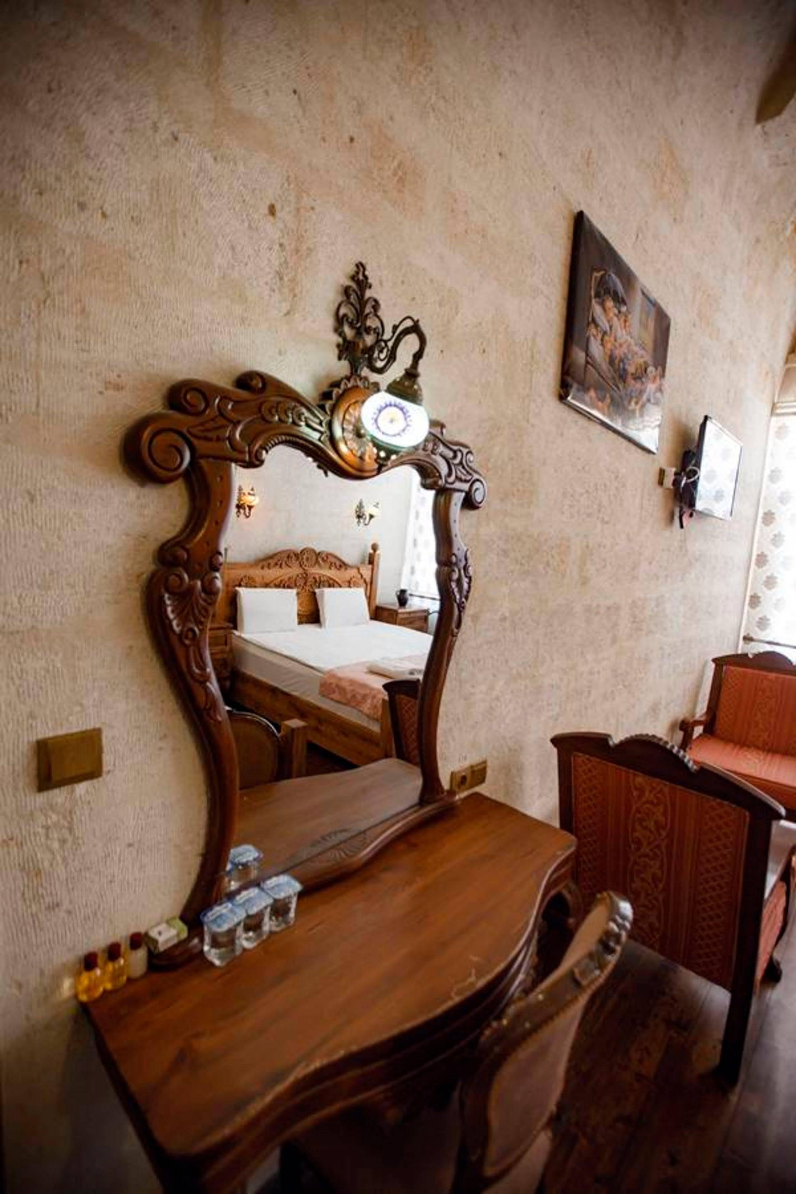 Kardesler Cave Hotel Урґюп Екстер'єр фото